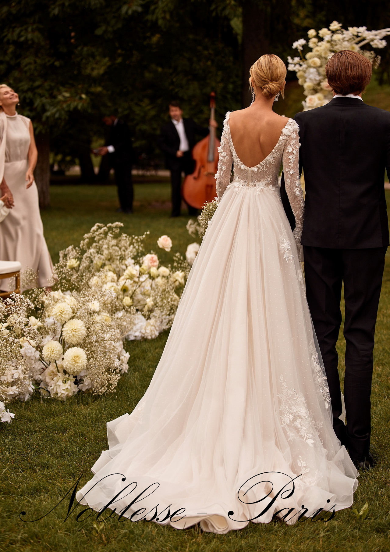 Elegantní svatební šaty